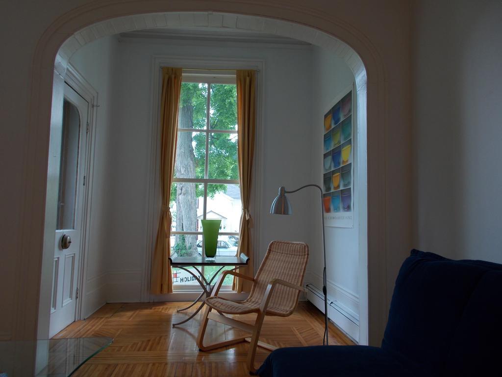 Absolute 1000 Islands Monthly Suites Gananoque Camera foto